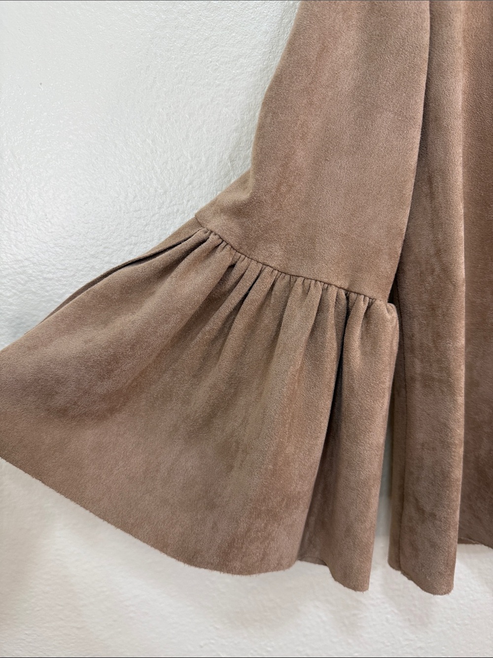 The Impeccable Pig Suede-Look Bell Sleeve Blouse Size Small Western Style - Picture 5 of 8
